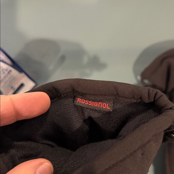 NWOT Rossignol Black Insulated Ski Gloves Never used Size: Large - Picture 2 of 4